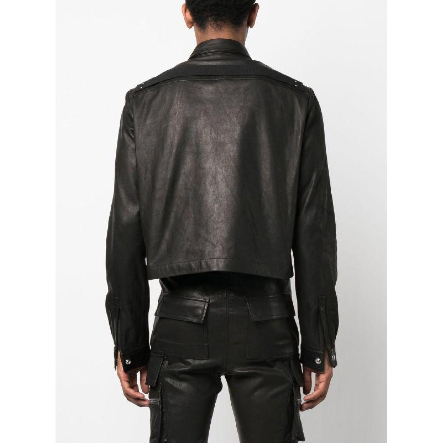 front press-stud fastening leather jacke
