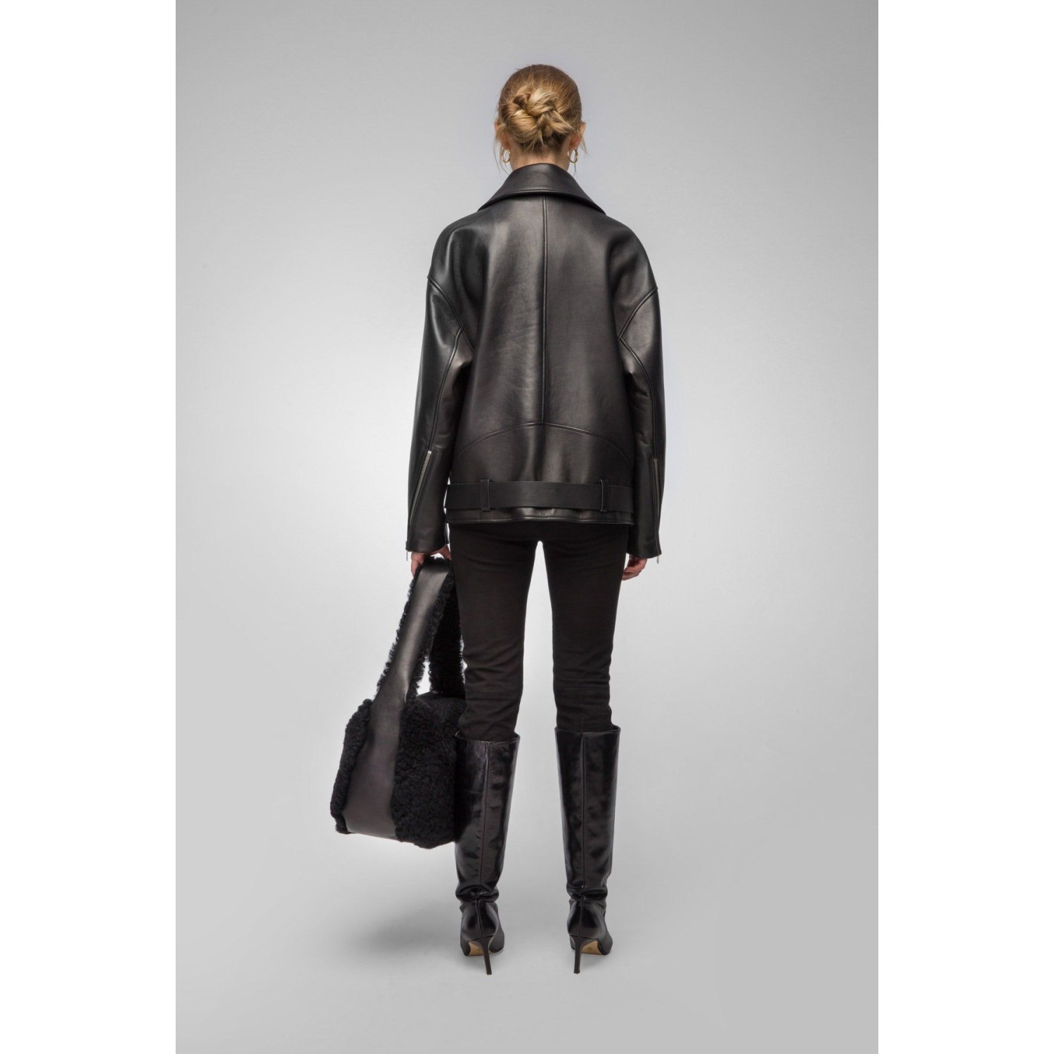 BLACK LEATHER JACKET